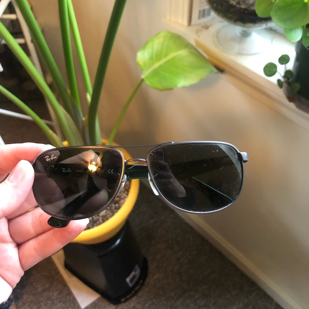 Raybans Aviator Style
